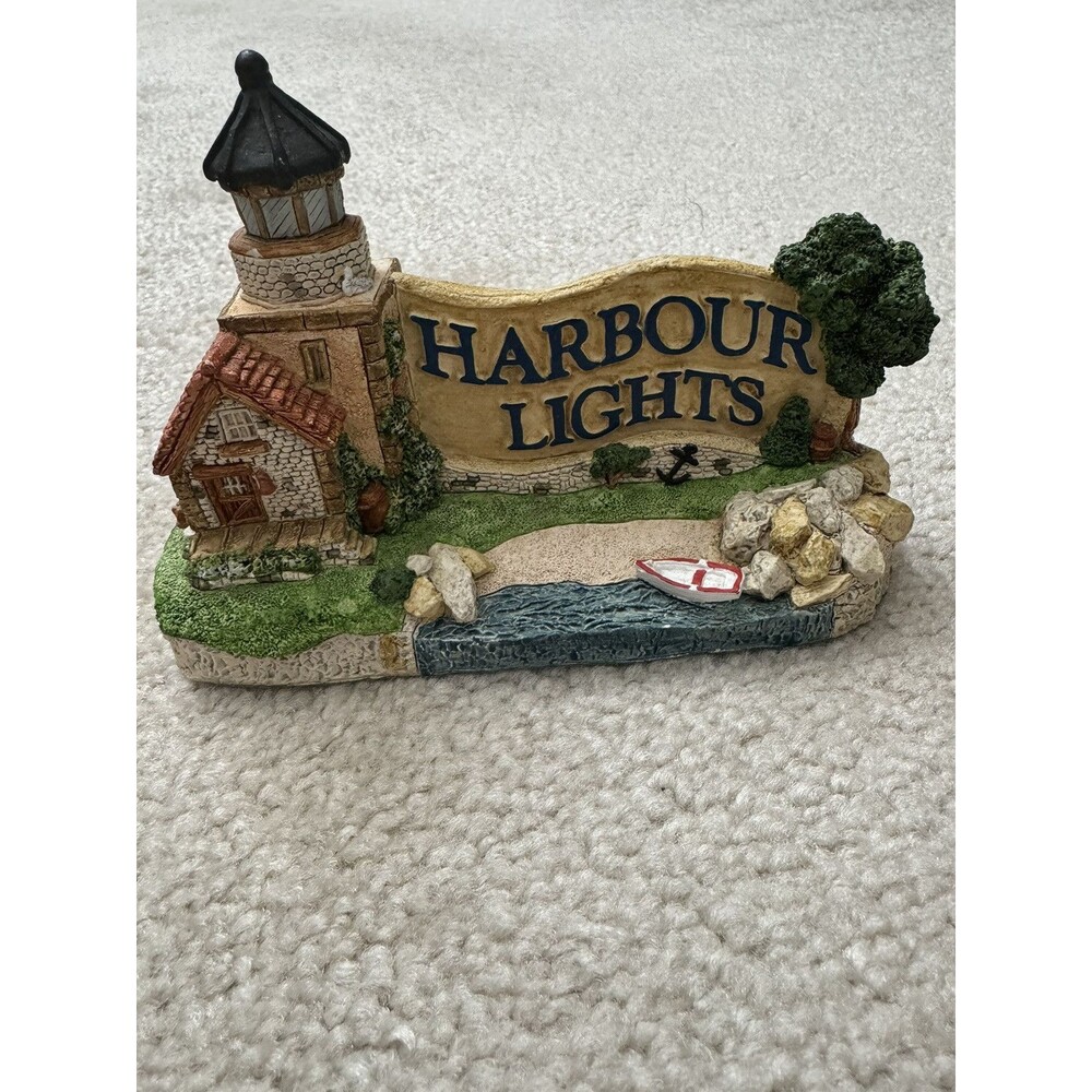 Harbour Lights Legacy Lighthouse #601 Resin Display Piece 1994 Coastal Decor